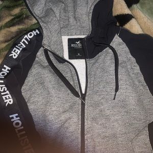 Mens XL Hollister hoodie jacket.